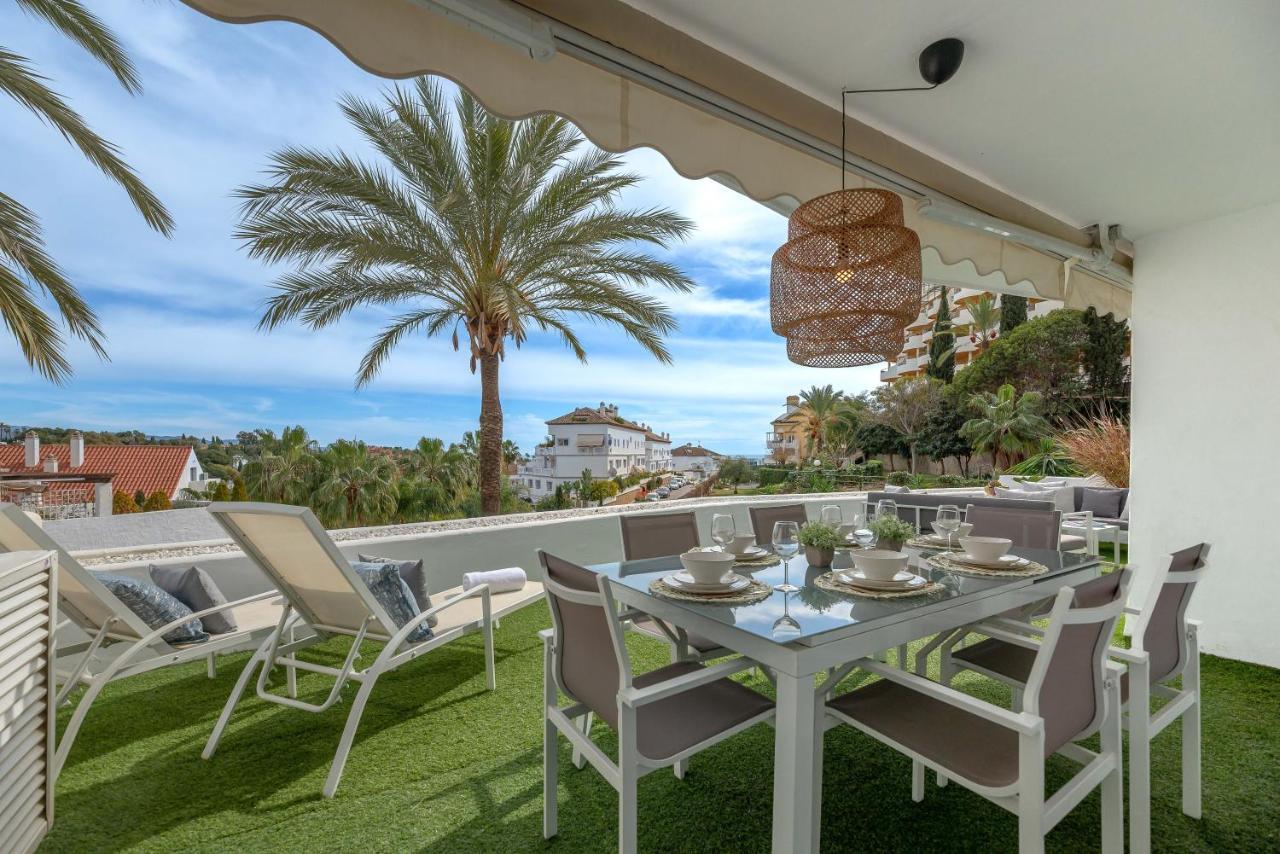 Vacation I Relax In Andalusian Gardens, Big Sunny Terrace Apartamento Marbella